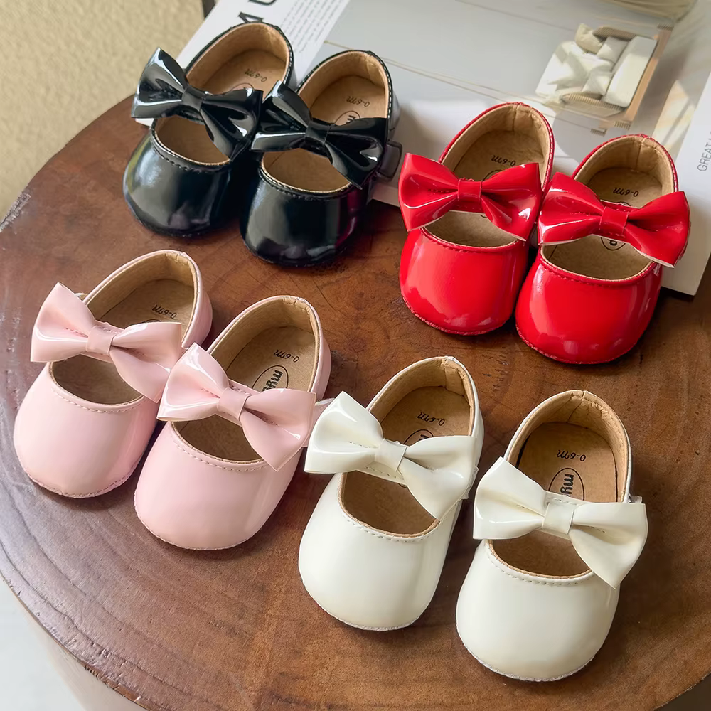 Chaussures pour nouveau-né fille, chaussures en PU antidérapantes avec nœud papillon, robe de princesse classique, chaussures de berceau pour premier marcheur