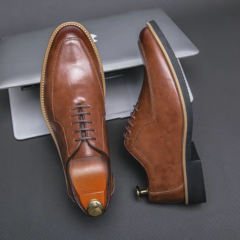 Chaussures provoqué pointues polyvalentes pour hommes