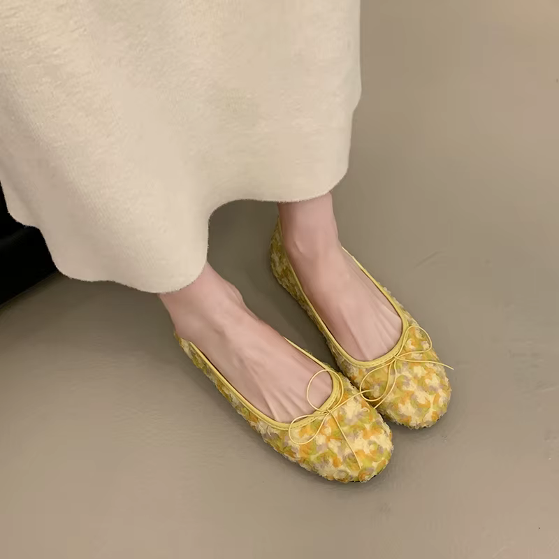 Chaussures plates françaises pour femmes, nouvelle collection printemps 2026, style jupe, délicates et à bout peu profond