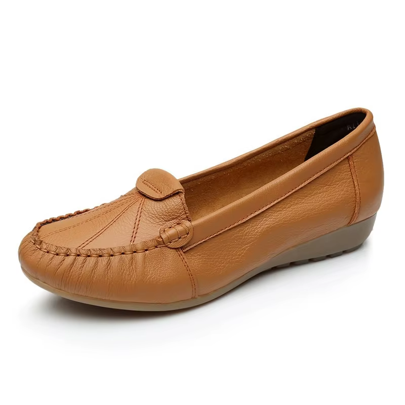 Mocassins confortables en cuir souple pour femmes, chaussures plates à talon bas, chaussures de marche décontractées pour maman