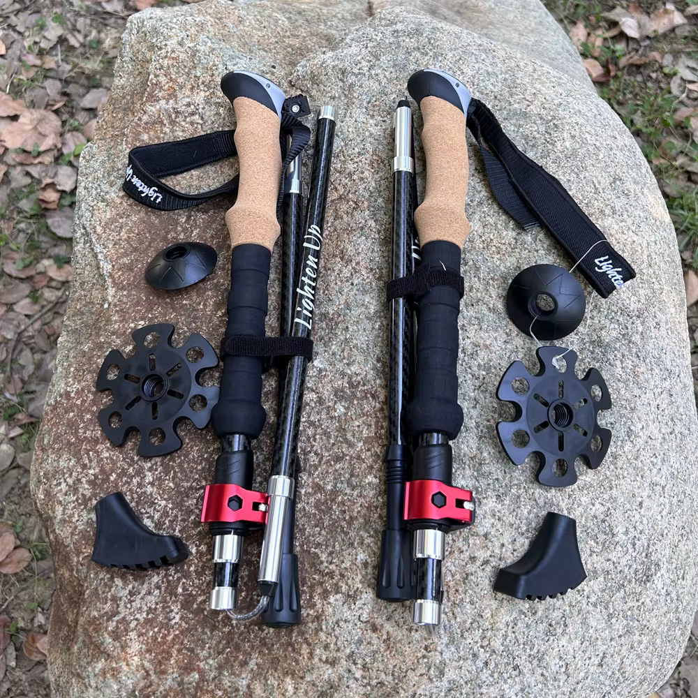 Bâtons de trekking ultralégers en fibre de carbone