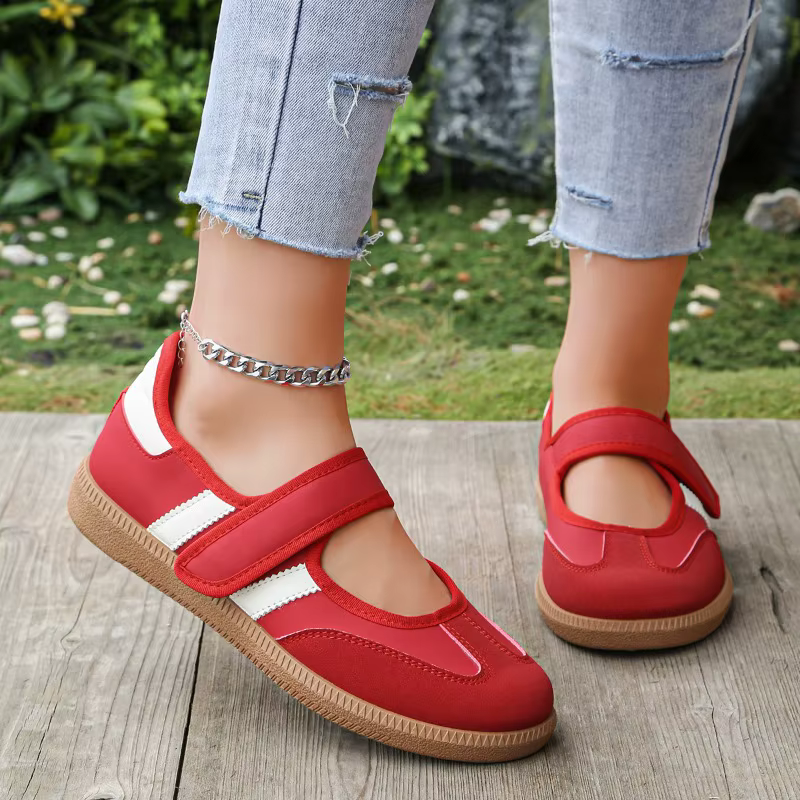 Baskets pour femmes 2026 Nouvelle mode Chaussures de créateur unies à bout peu profond Printemps Automne Mocassins à