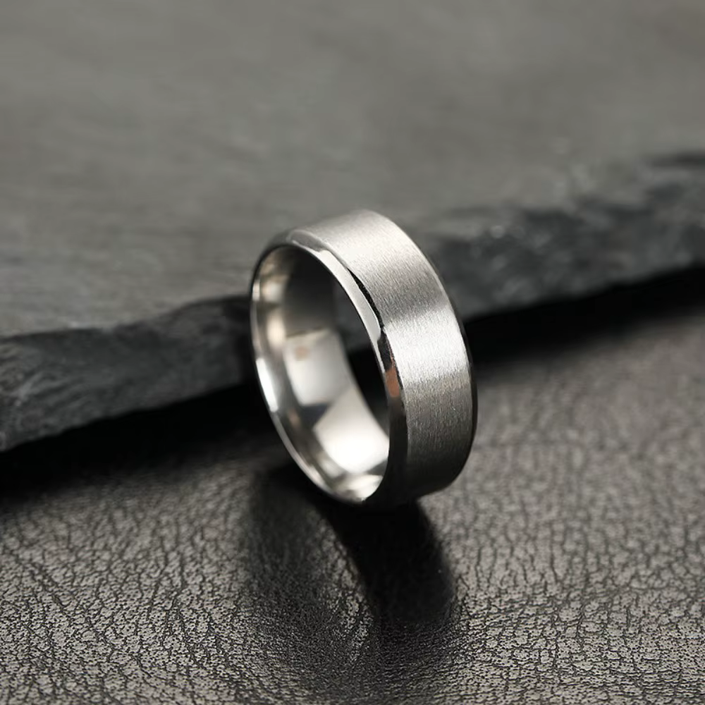 Bague de bijoux à breloques pour hommes et femmes, anneaux noirs en acier inoxydable, fiançailles de mariage, accessoire masculin mat de haute qualité