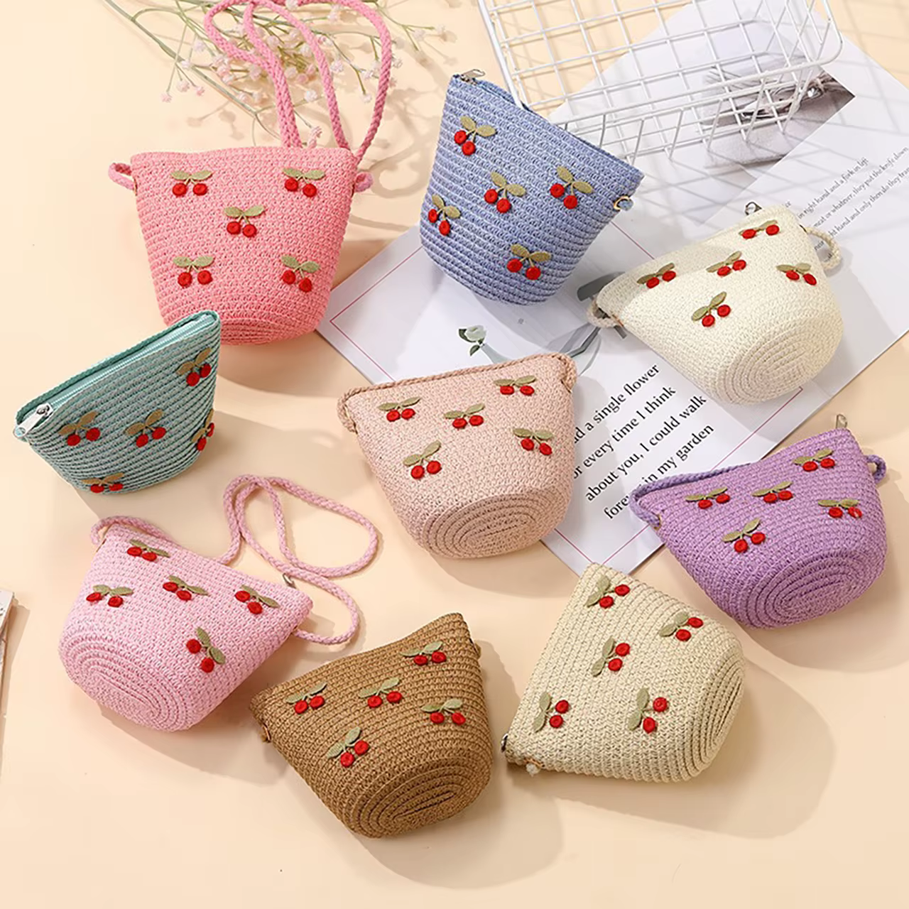 Sac en paille tressé pliable pour enfants, sacs à bandoulière d'été pour filles, sacs à main pour enfants motif cerises rouges, sacs de plage et de voyage, petits portefeuilles