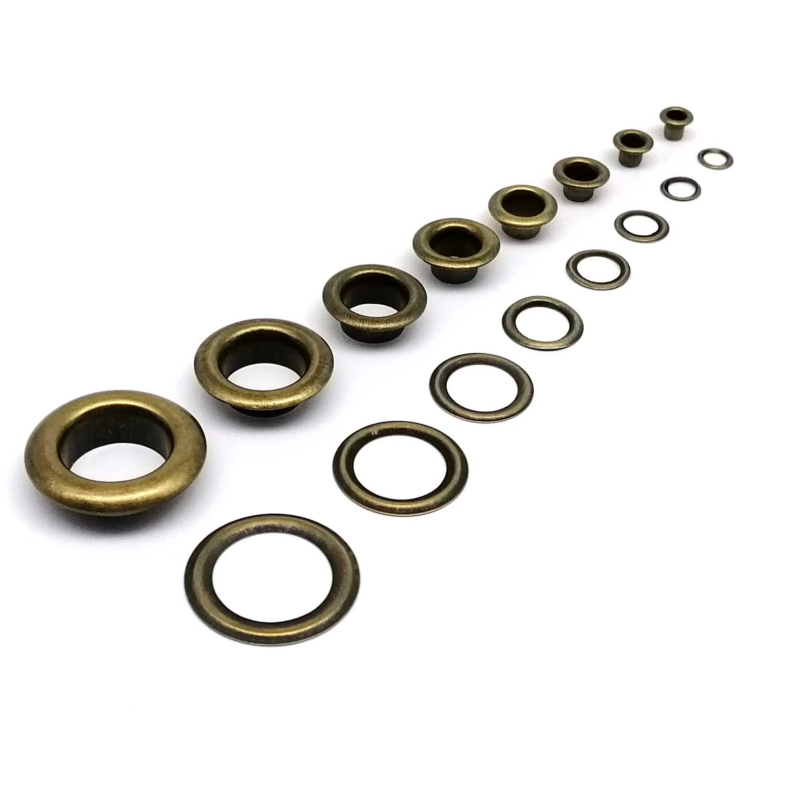 100 ensembles 2.5-12mm haute qualité Antique laiton Bronze oeillet avec rondelle œillet anneau trou d'air Rivet pour sac en cuir chaussures ceinture capuchon