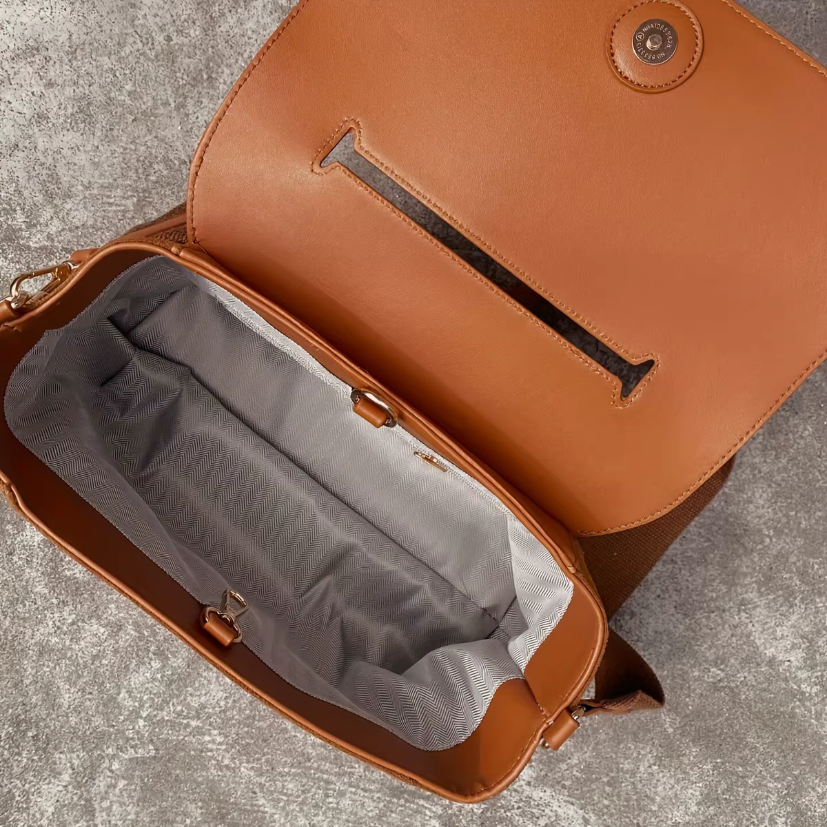 Sac à bandoulière en cuir suédé pour femmes, sacoche à bouton magnétique, grande capacité, fourre-tout en velours pour sortie de travail, usage quotidien