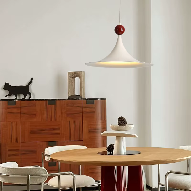 Lampe suspendue en forme de corne
