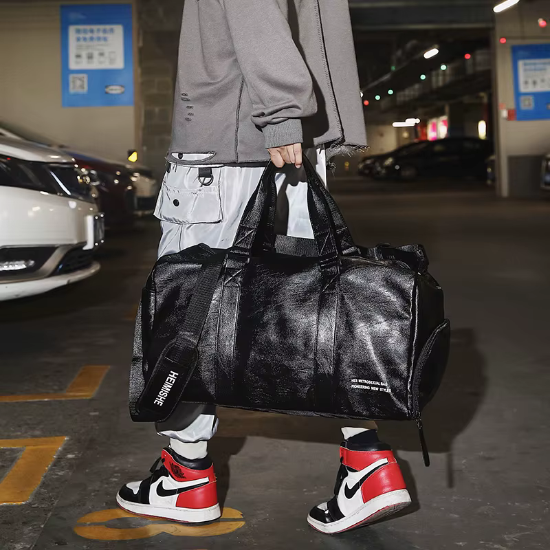 Sac de sport pour hommes logo personnalisé grand sac à main de Fitness sec et humide sac