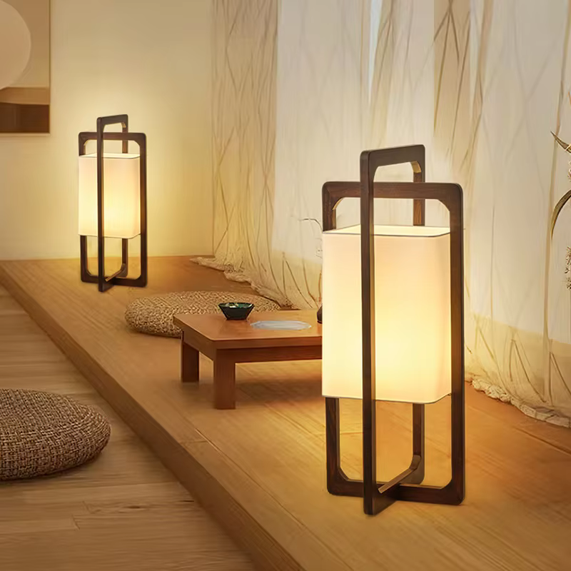 Lampe LED verticale autoportante en bois au design nordique moderne