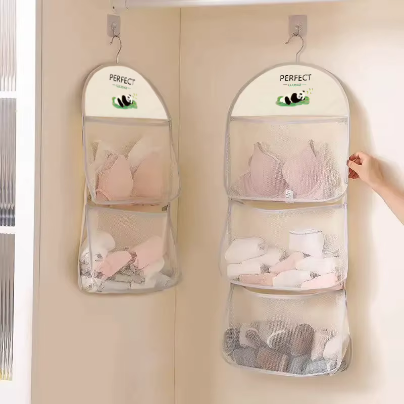 Sac en filet de rangement pour chaussettes et sous-vêtements peu encombrant, idéal pour suspendre au garde-robe, solution de rangement accessible et mobile