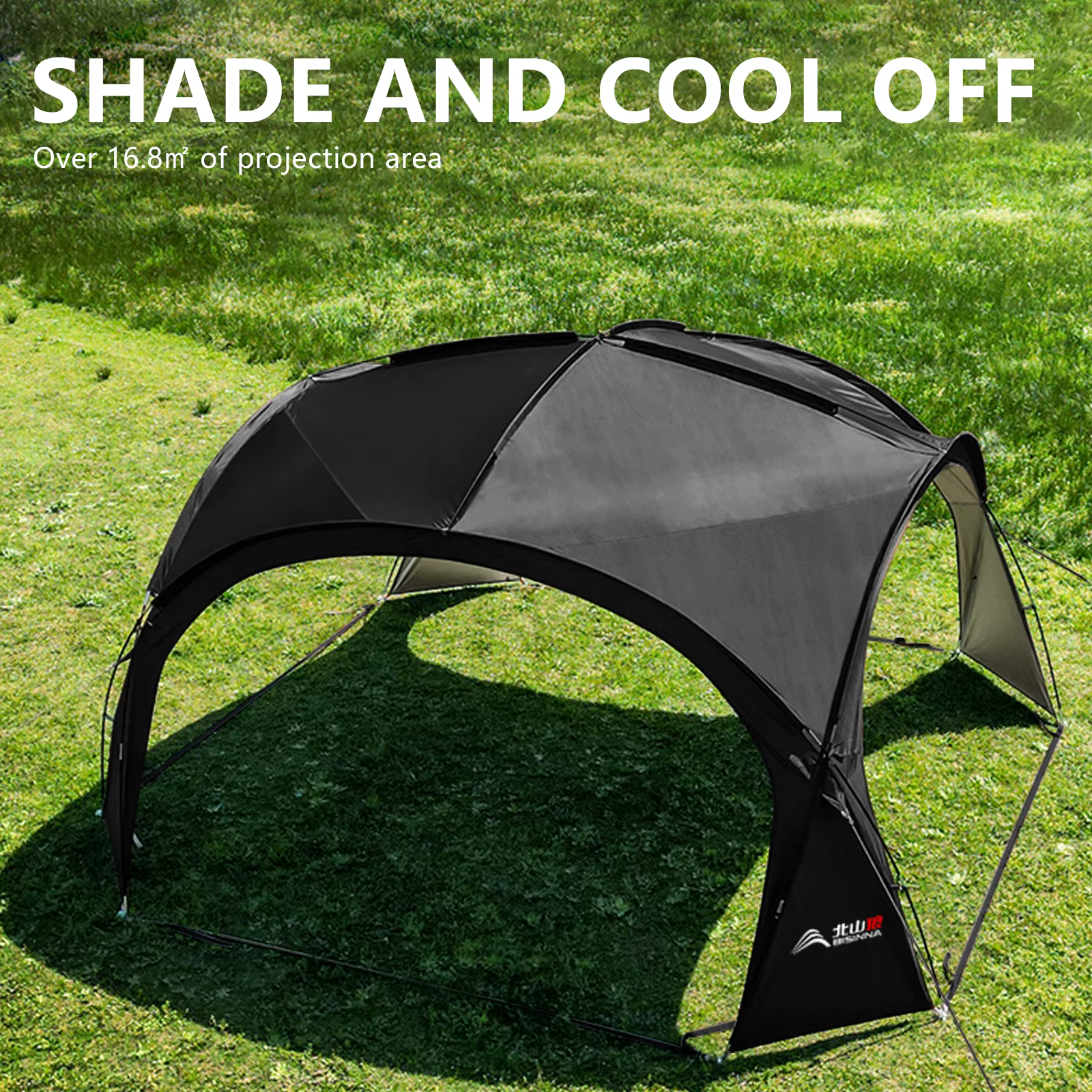 Grande tente bretonne de camping en plein air