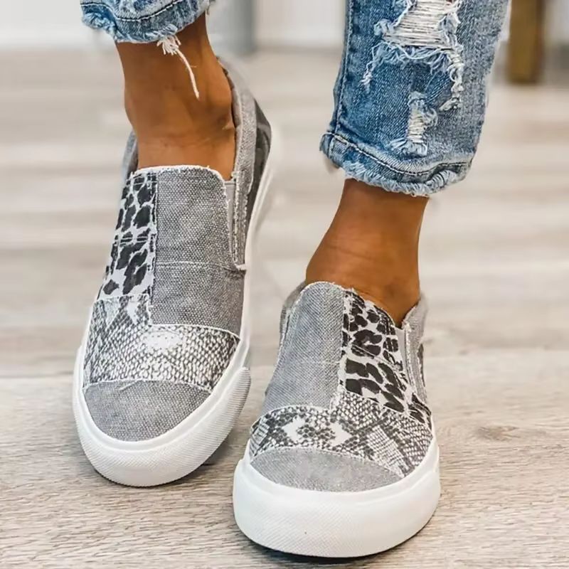 Chaussures décontractées pour femmes grandes tailles Canva
