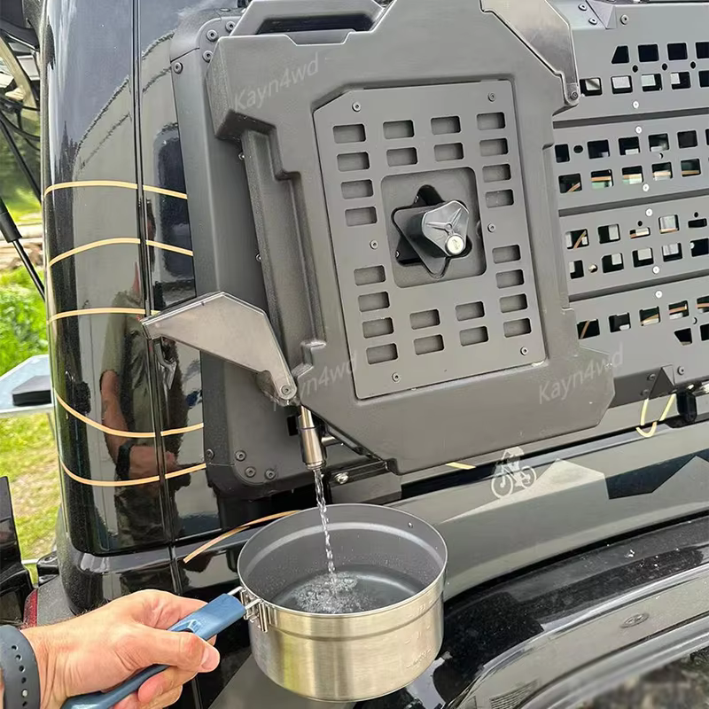Off Ro 4x4 accessoires 9L véhicules bidon d'eau