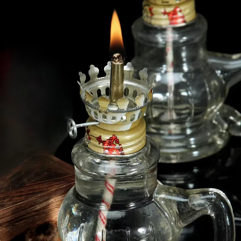 Lampe à kérosène Vintage avec couvercle en verre