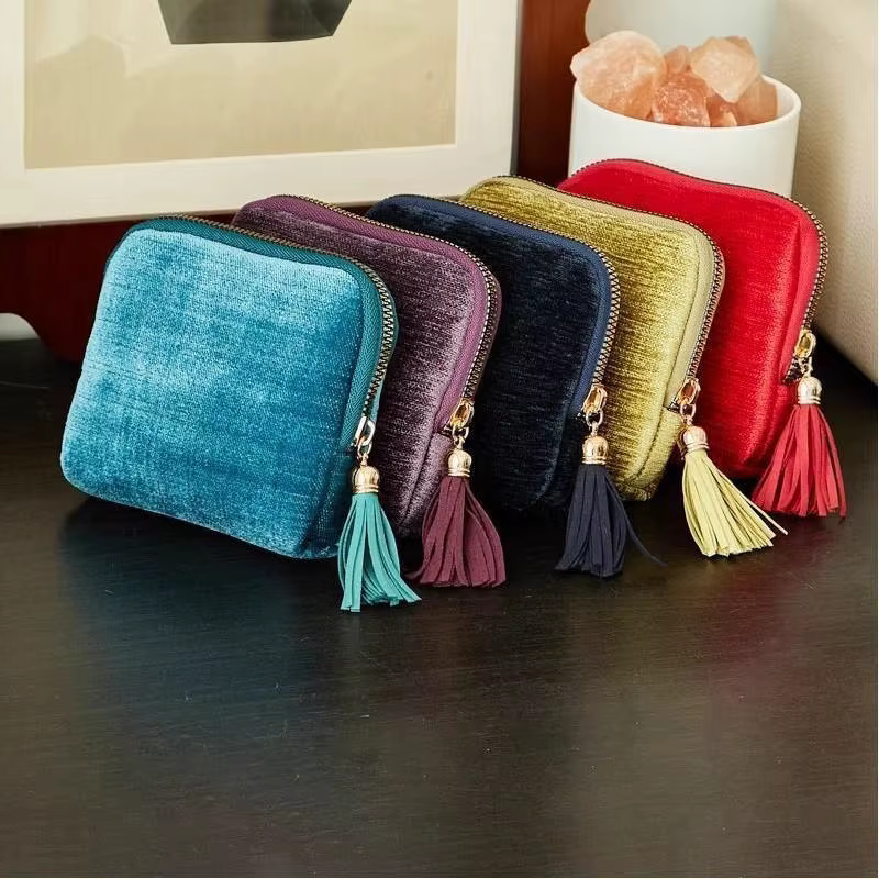 Sac de rangement pour bijoux exquis avec pendentif en forme de pompon