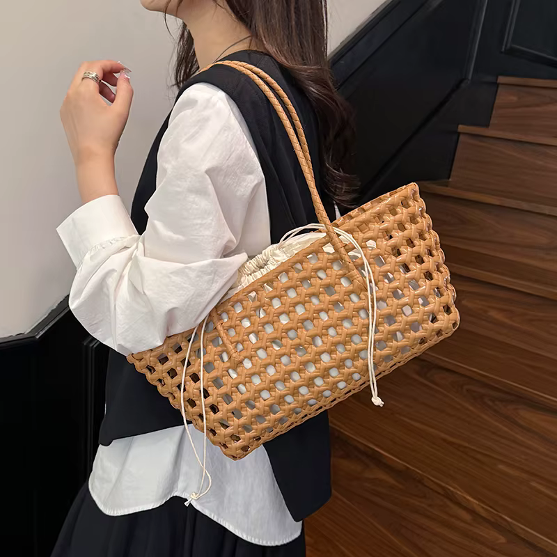 Sac à main en paille tressé à la main pour femme, sac de plage d'été, sac de voyage, sac à bandoulière, sac de créateur
