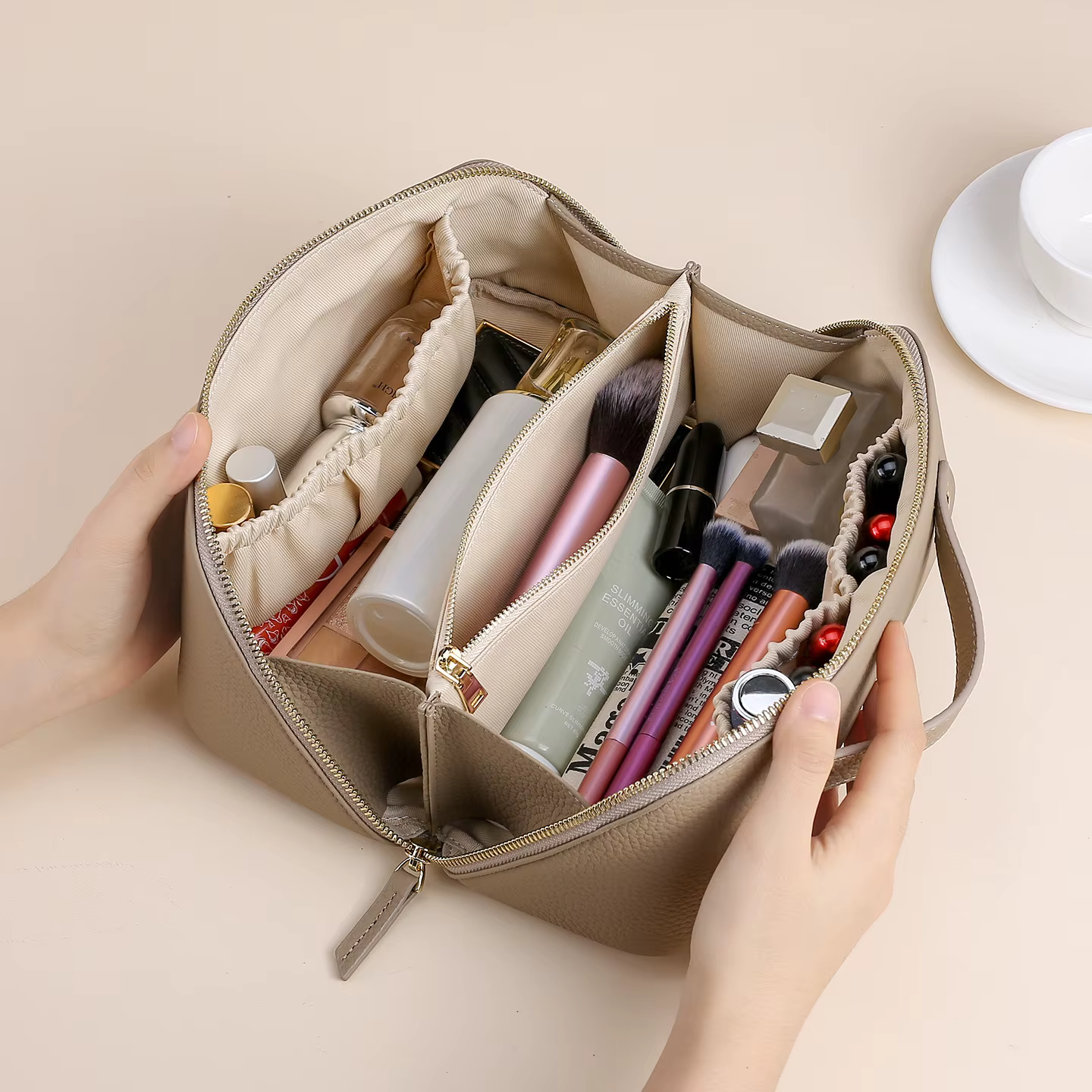 Sac à cosmétiques en cuir véritable de grande capacité pour femme ou fille, sac de maquillage en cuir de vache véritable