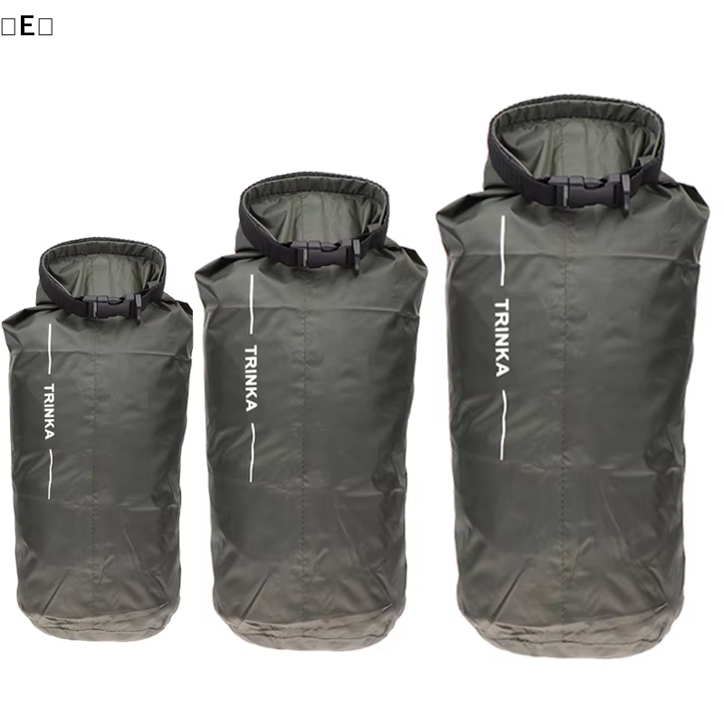 〔E〕 Sac de rangement étanche 8L 40L 70L