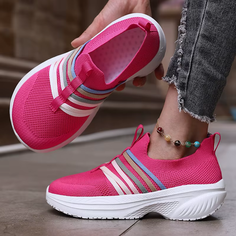 Chaussures de randonnée décontractées à semelles épaisses et à pieds larges pour femmes