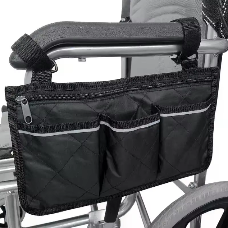 1 sac latéral pour accoudoir de chaise de plage avec bande réfléchissante ; Compatible avec fauteuil roulant, solution de rangement idéale pour la pêche et le camping.