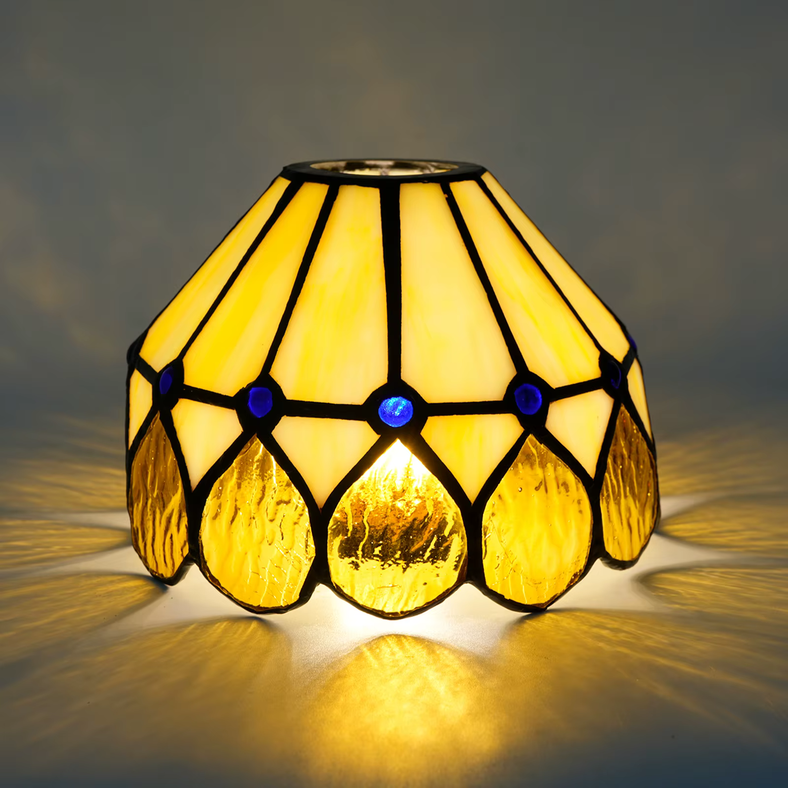 Abat-jour en verre coloré style Tiffany, abat-jour de remplacement pour lustre à branches, abat-jour de lampe murale, diamètre 6 pouces, jaune