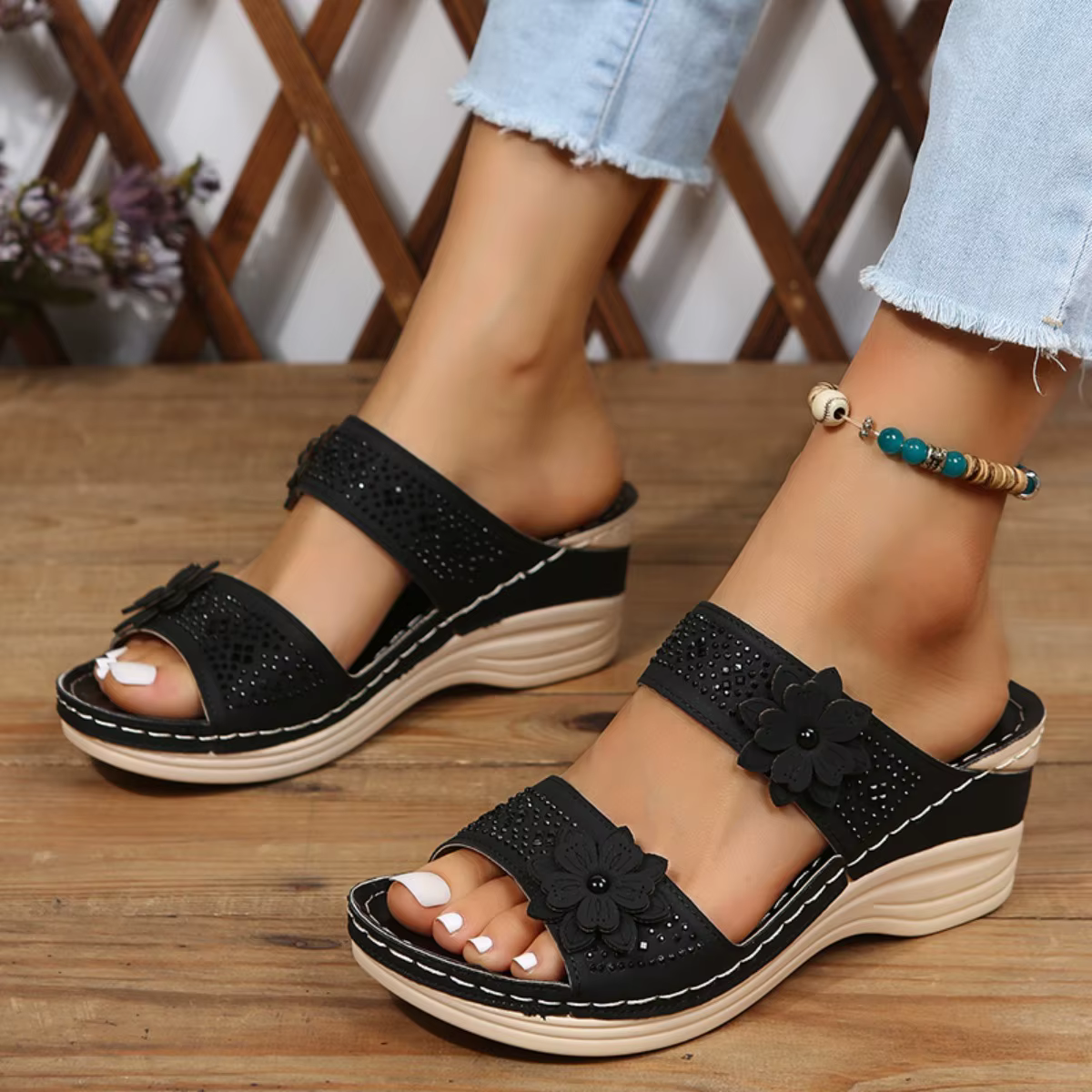 Nouvelles sandales compensées d'été pour femmes, sandales orthopédiques haut de gamme à bout ouvert, chaussures décontractées rétro en cuir antidérapantes pour femmes