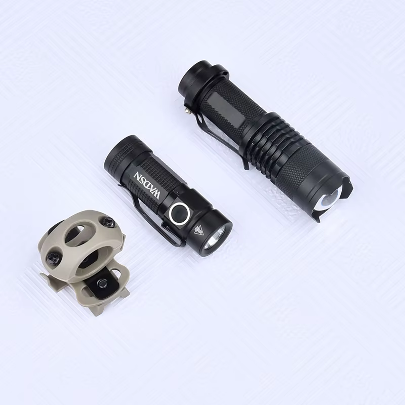 WADSN Tactique Casque Lampe Stroboscopique contant momentaneo AIrsoft Suspendus Scout lumière fit RAPIDE